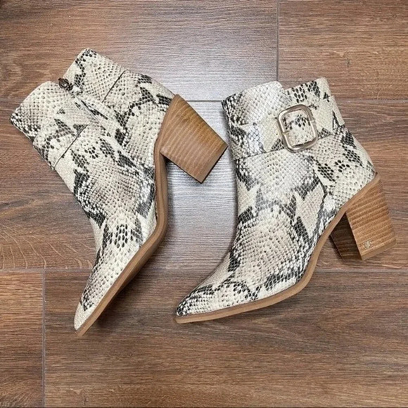 Sam Edelman Leonia Snakeskin Embossed Buckle Ankle Zip Boots - Picture 4 of 11